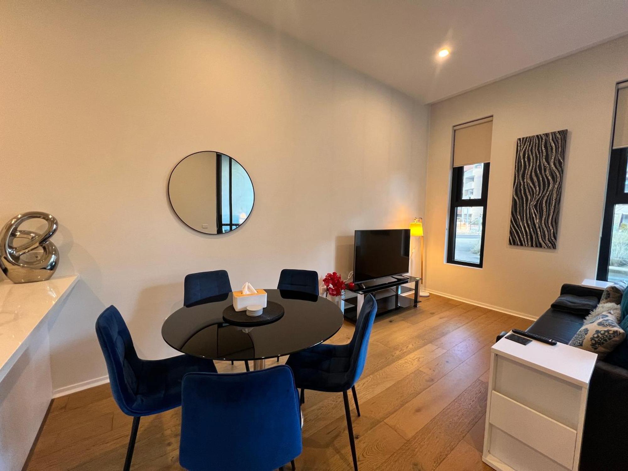Luxe 2Br Executive Apartment Kingston Pool Parking Wifi Bbq Wine Exterior foto